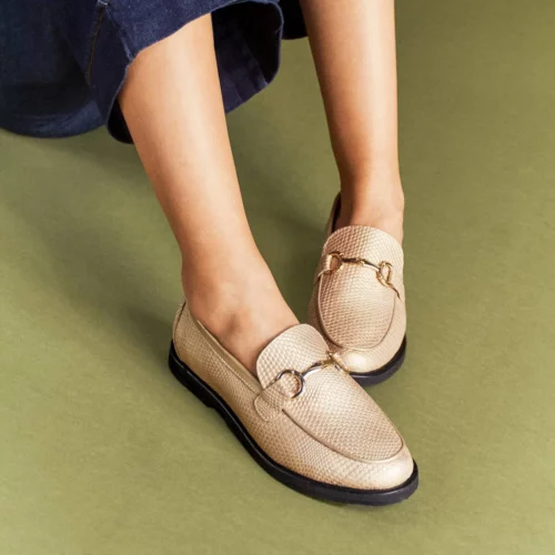 Zapato Cerrado Tipo Loafer - Ref. Z-3321 Dorado