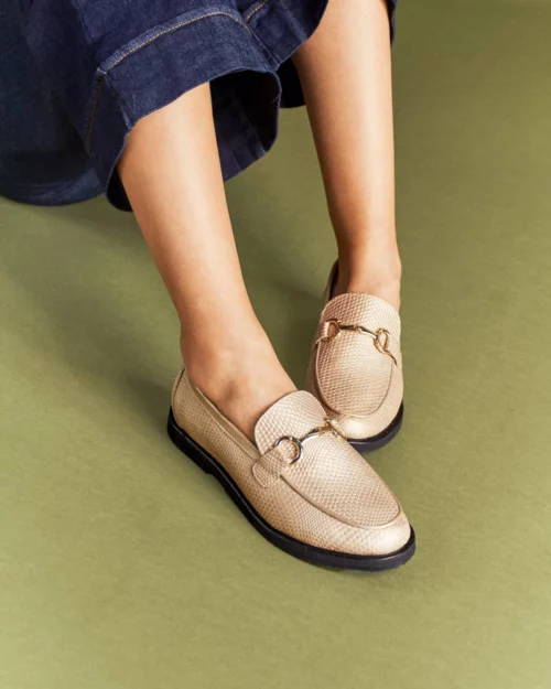Zapato Cerrado Tipo Loafer - Ref. Z-3321 Dorado