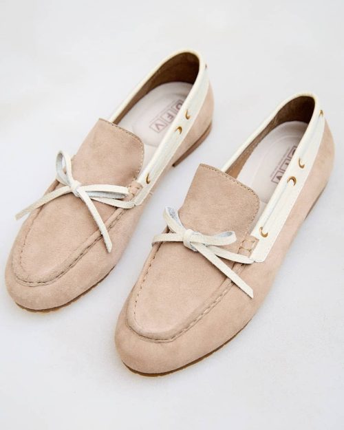 Zapato Cerrado/ Mocasines en Cuero  - Ref. Z-3366 Arena Gamo y Blanco
