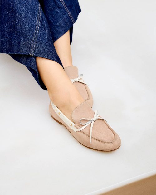 Zapato Cerrado/ Mocasines en Cuero  - Ref. Z-3366 Arena Gamo y Blanco